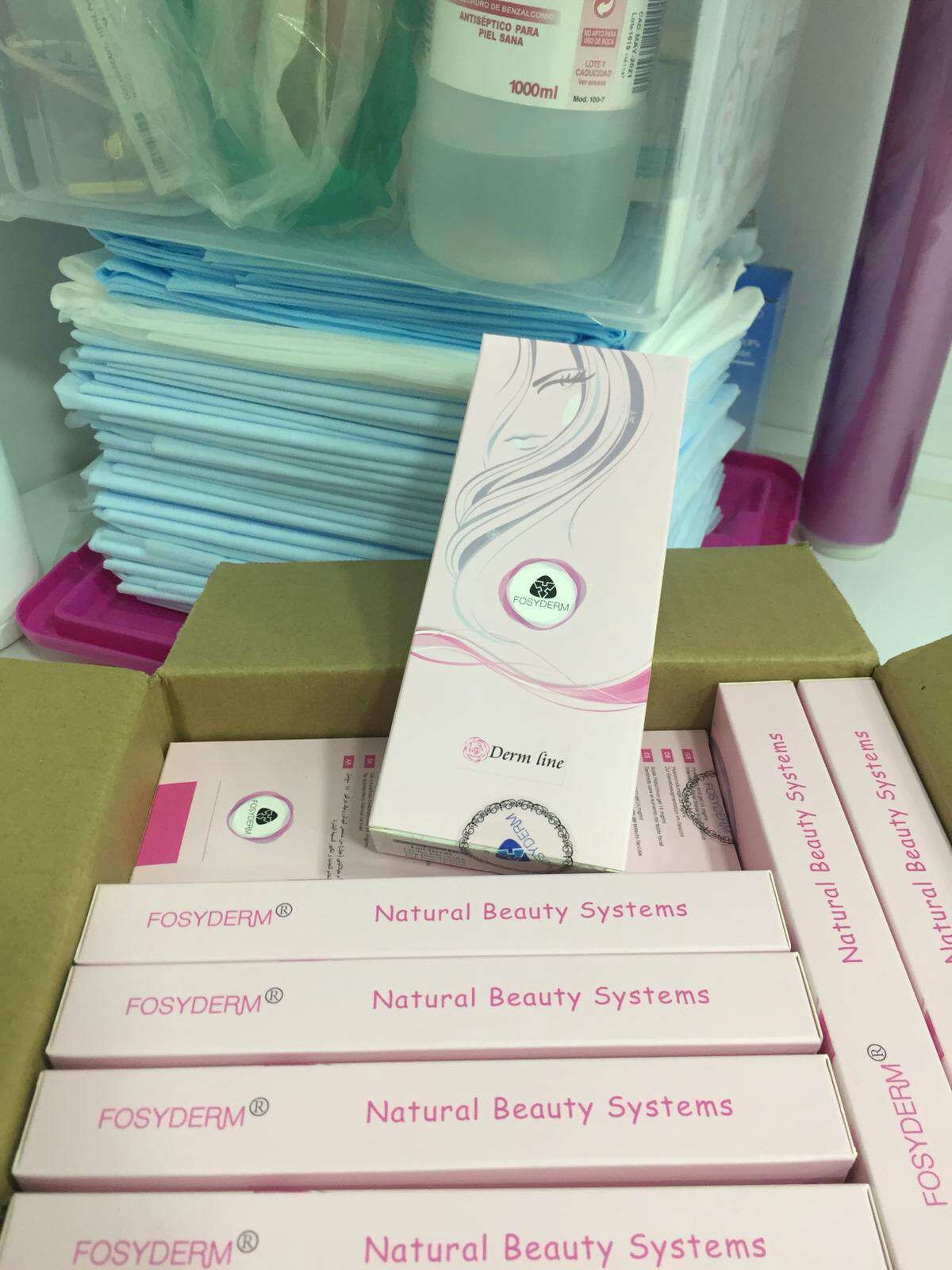 2ml Derm Hyaluronic Acid Filler Lidocaine , Lip Injections Fullness HA Gel With Lidocaine