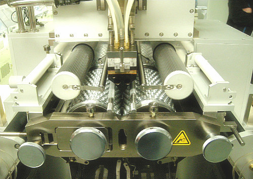 20kw Large Scale Medical Softgel Encapsulation Machine With PLC And Touch Screen