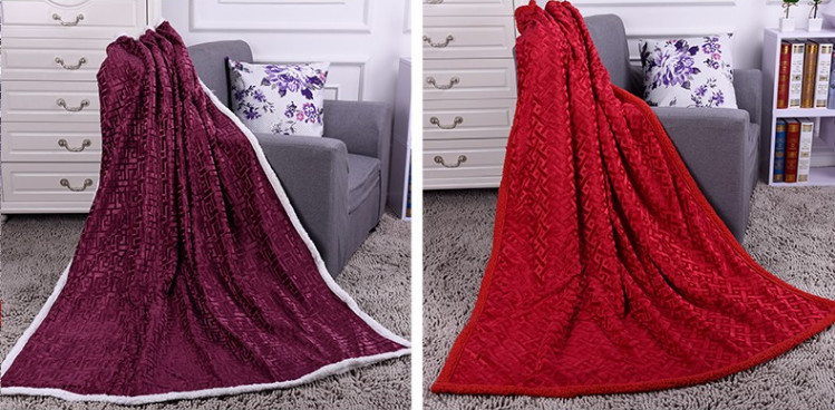 Solid Color Heavy PV Fleece Fake Fur Blankets And Throws Two Layers Anti - Pilling
