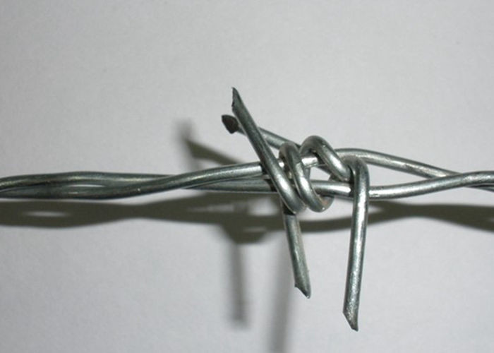 2.5mm Diameter Twist Double Barbed Fencing Wire For Farm
