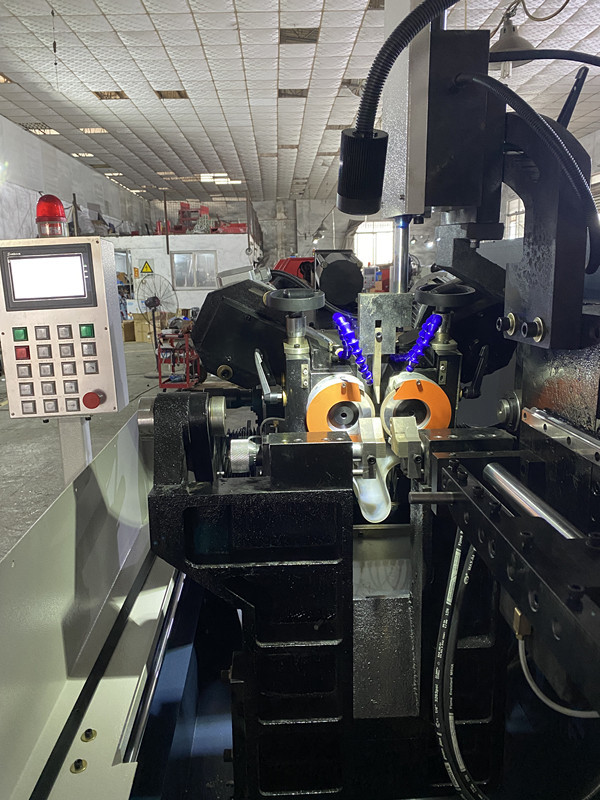 LDX-028A Saw Blade Diameter 400-1500MM Automatic Alloy Circular Saw Blade Grinding Machine Manufacturer