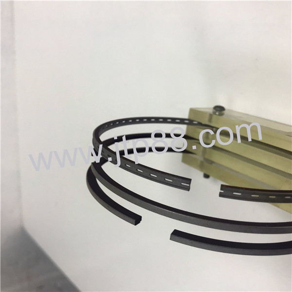 6D14 Excavator engine spare parts 6D14 Mitsubishi piston ring OEM: ME032742