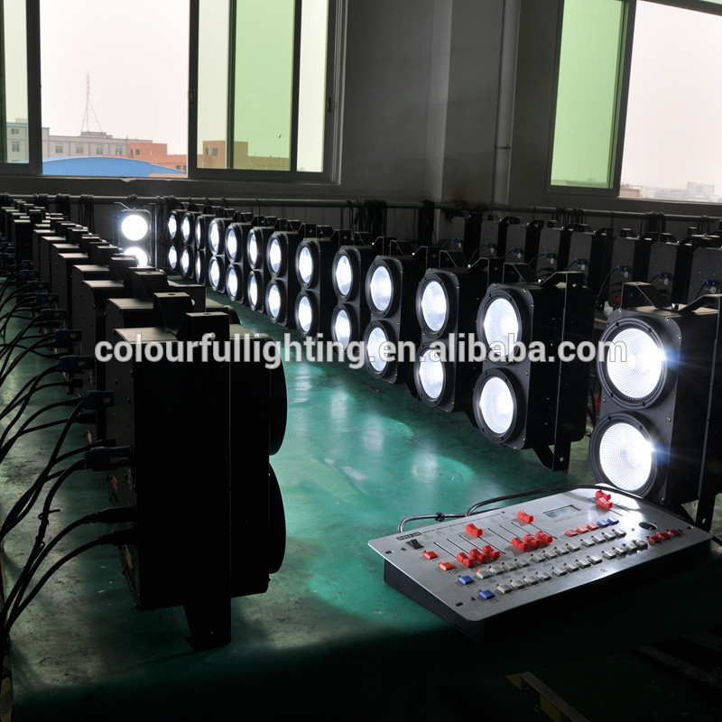 RGBW 2x100W 200W LED COB 4in1 Blinder Light (19).JPG