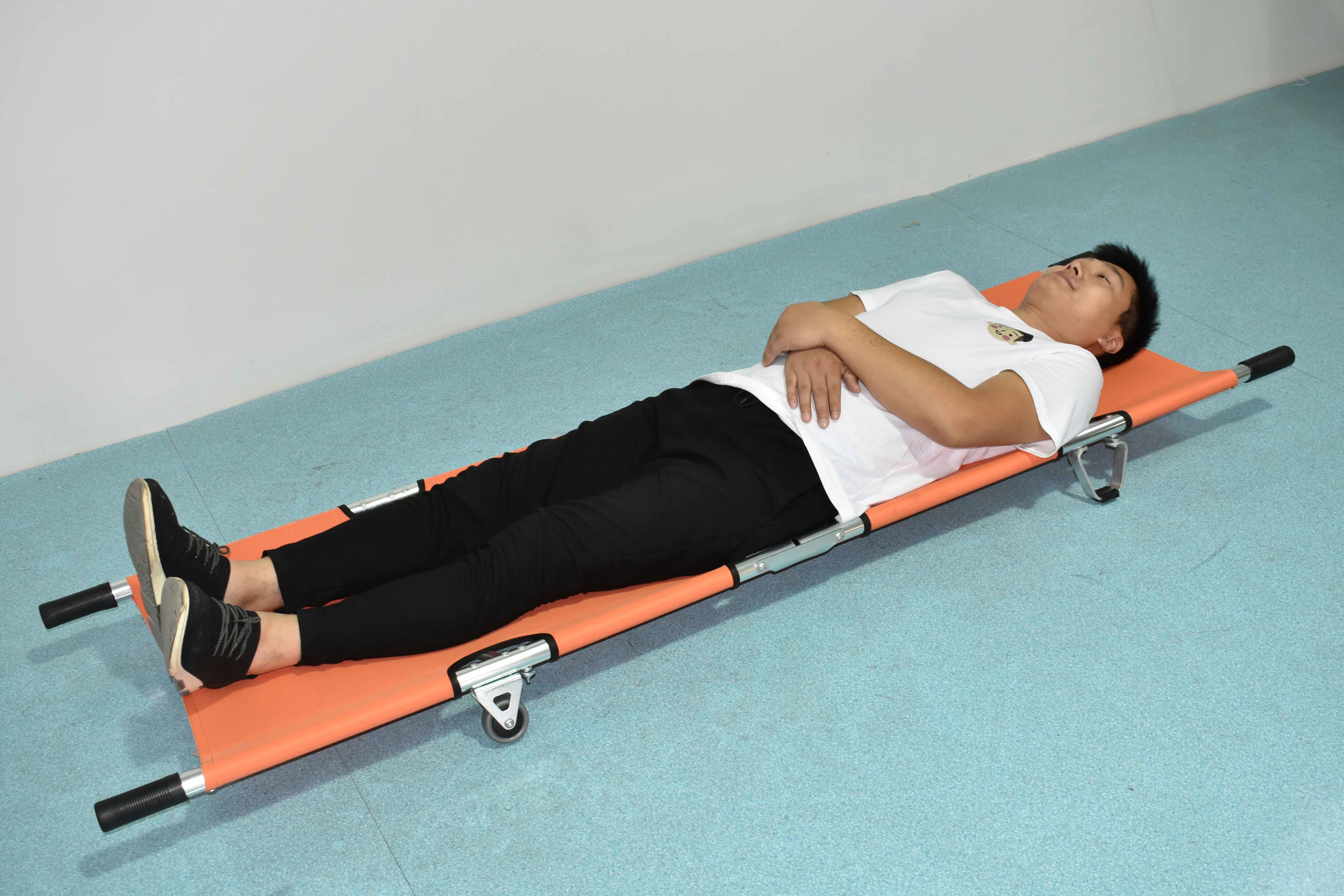 104 X 17 X 9 Cm Folding Medical Stretcher Hospital Transport Aluminum Alloy