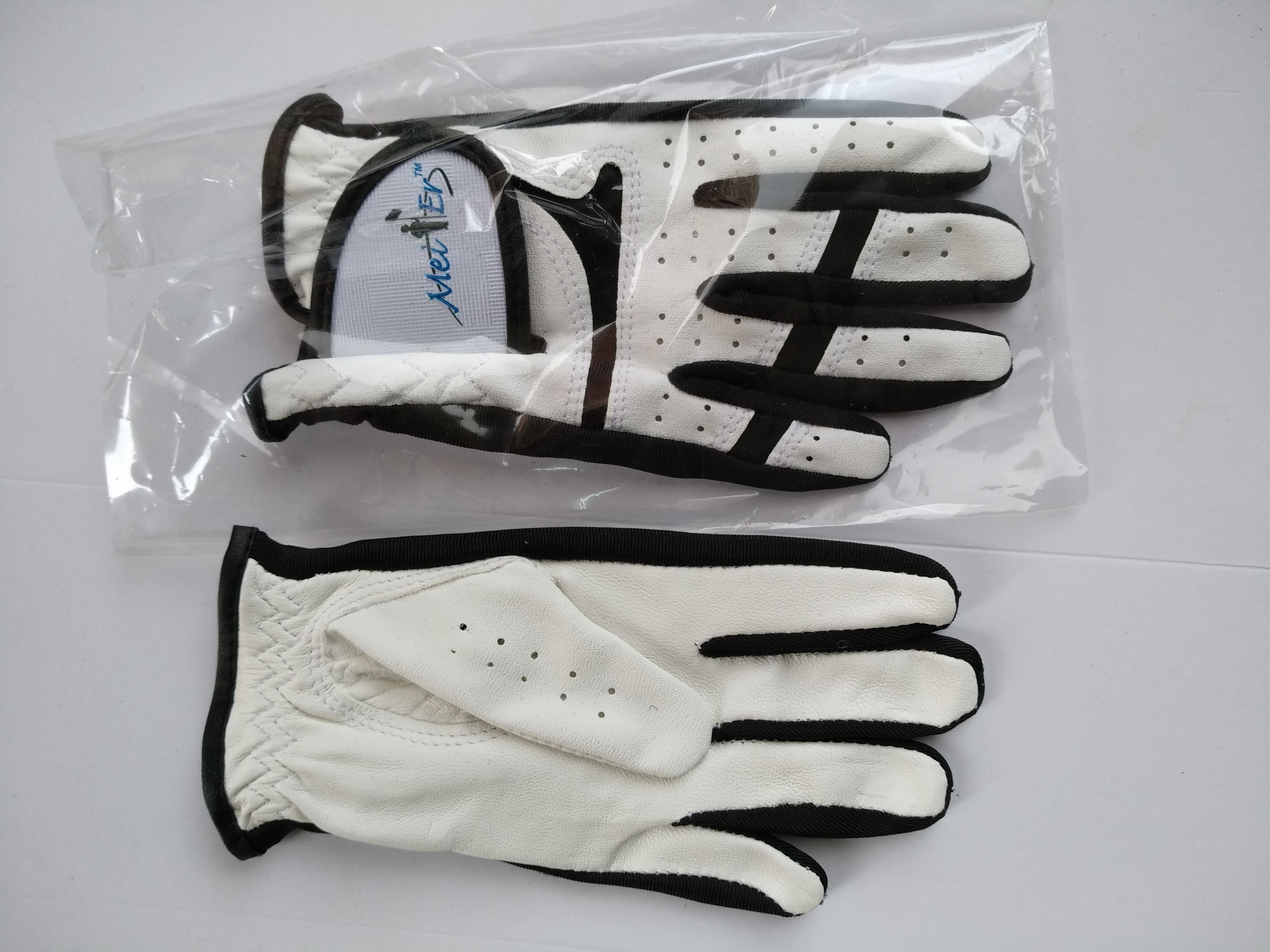 golf glove , golf gloves , glove , gloves