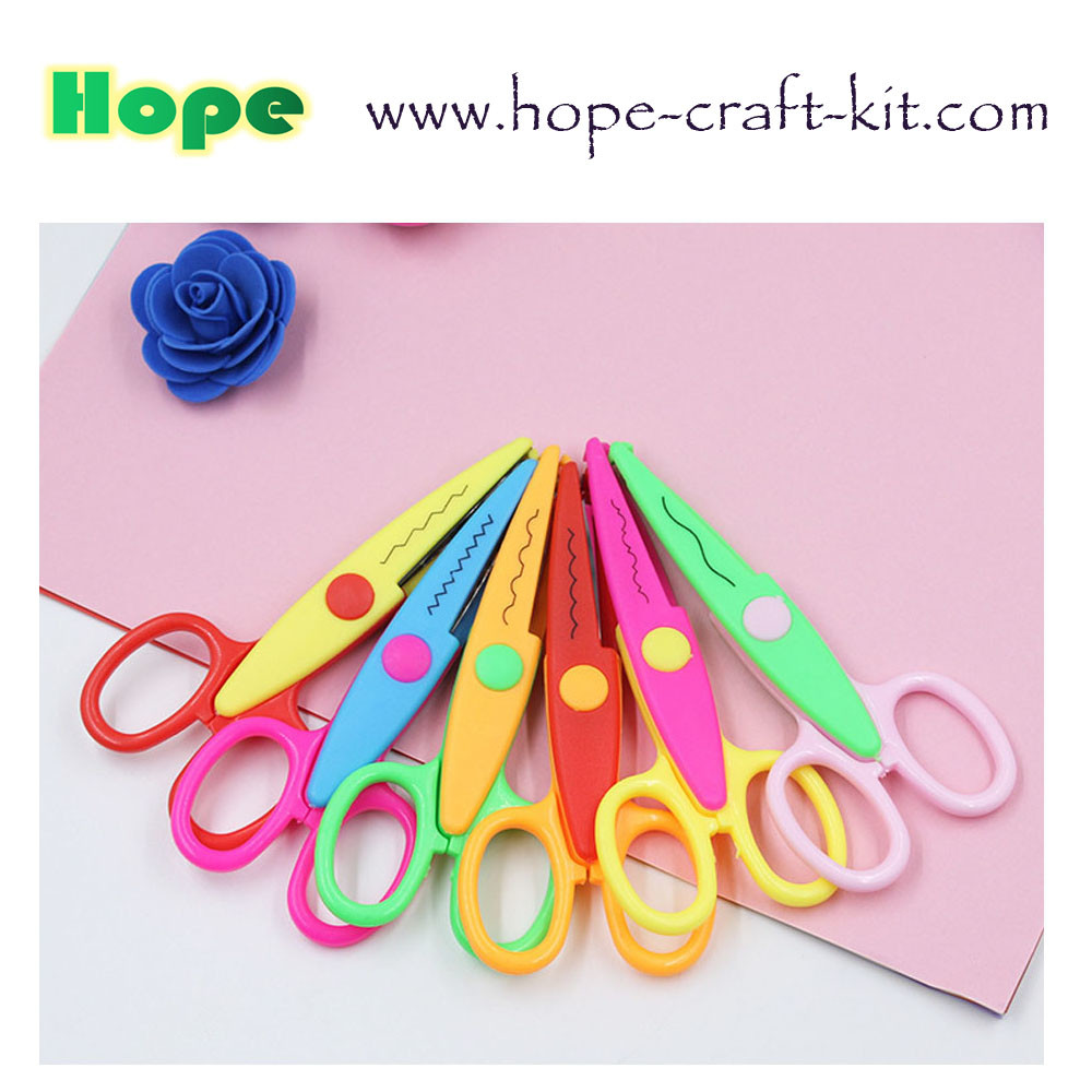 Whole Plastic Small Scissors Safe Colorful Hobbies DIY Material Tools for Kids Toddlers Teachers Preschool Hand-craft