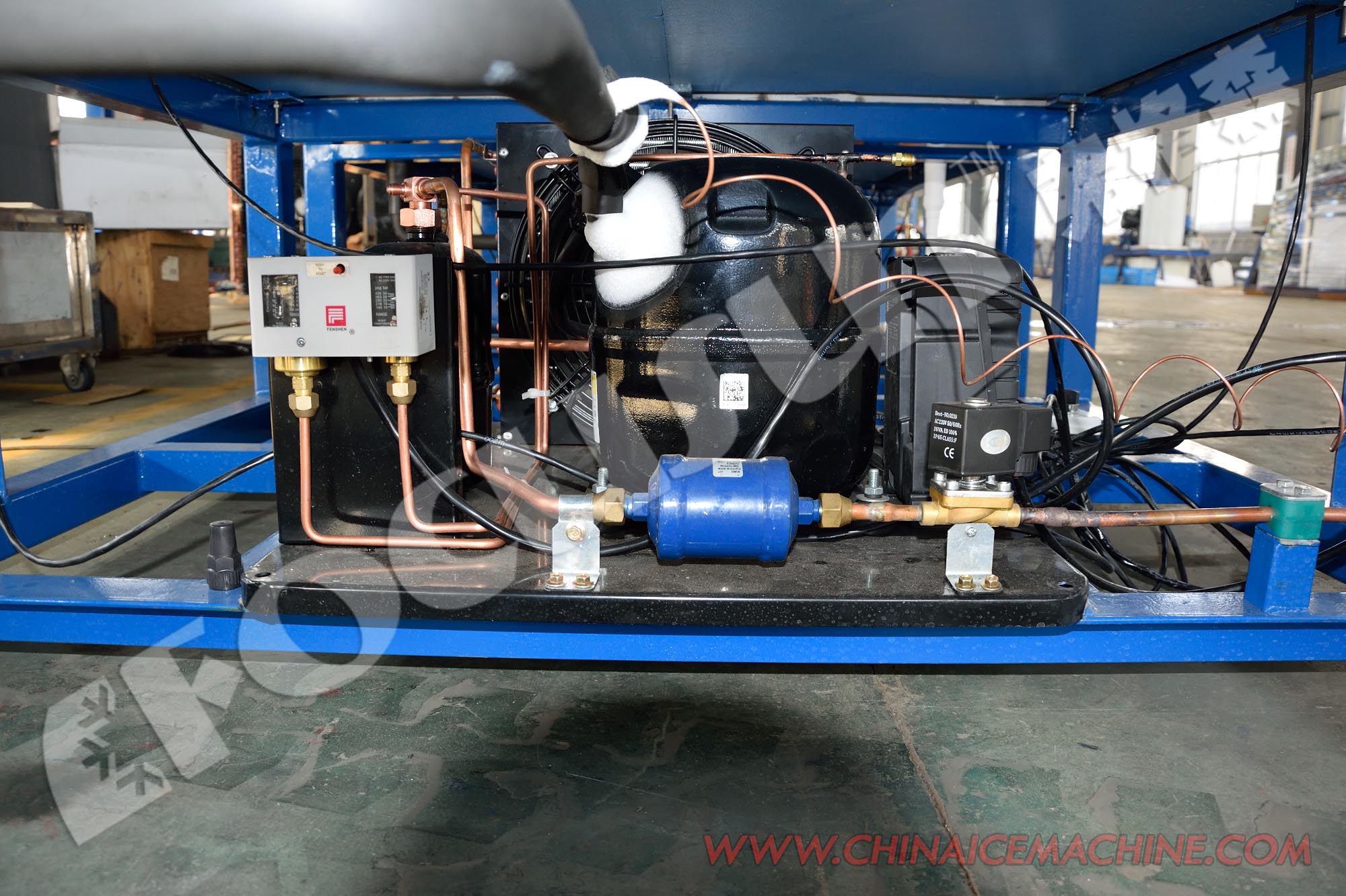 2 Ton Direct Refrigeration Transparent Block Ice Machine with and Easy Operation