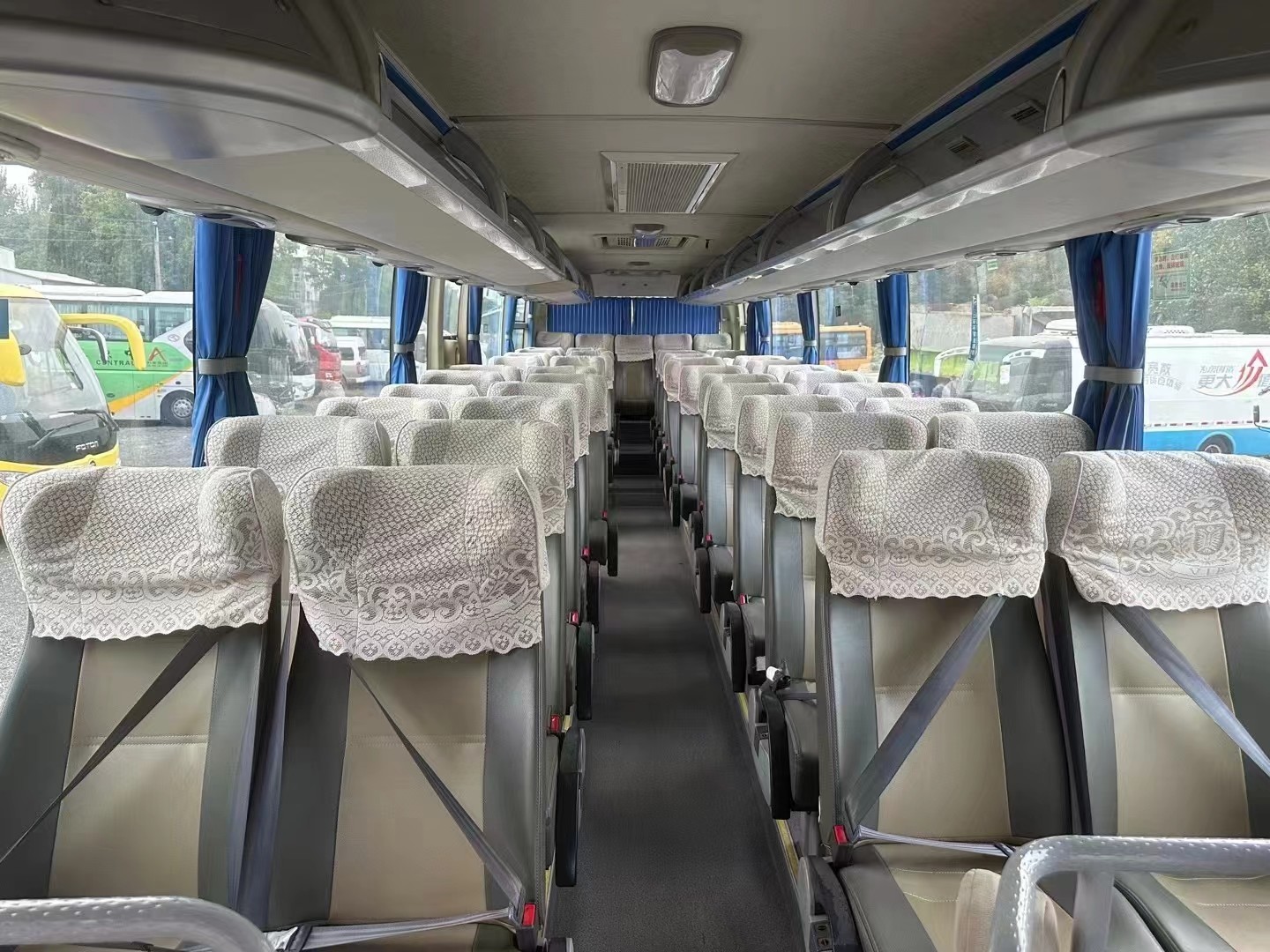 Second Hand Bus 2015 Year Double Passenger Door 49 Seats Good Air Conditioner