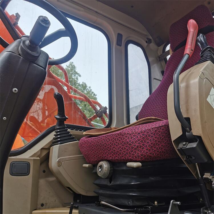 Doosan DH150W 2019 Used Excavator with Parts and Lower Cost from Korea 3112 Working Hours