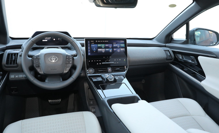Toyota Bz4x 2022 Four-Wheel Drive High-Performance PRO Version Pure Electric Medium SUV