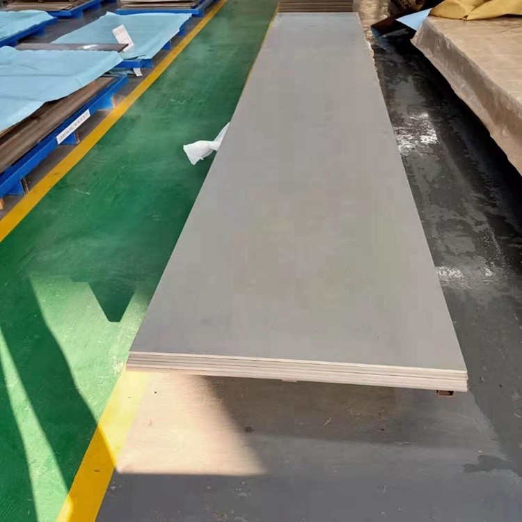 1000mm-2000mm Width Silver Titanium Plate for Heavy-Duty Applications