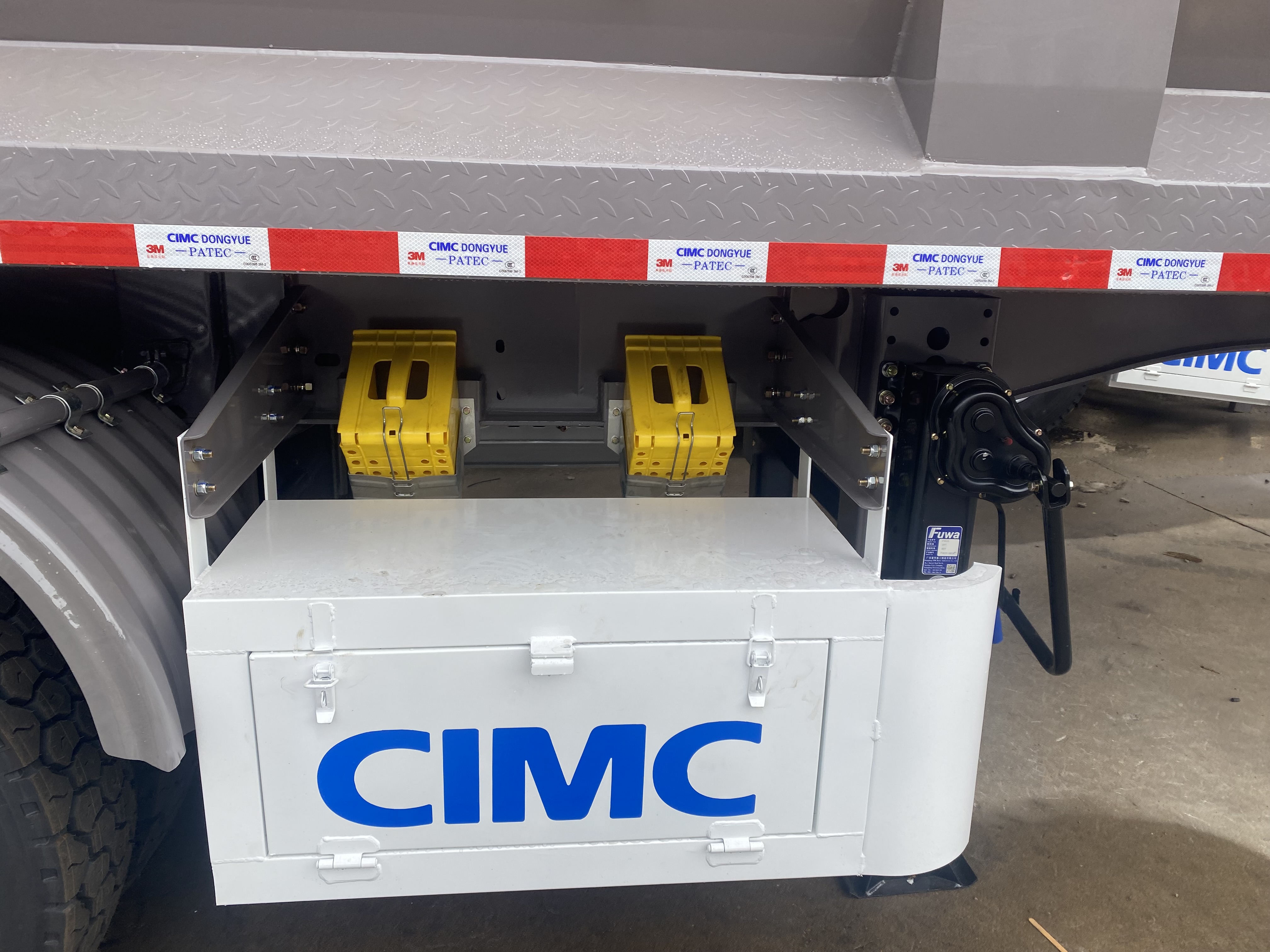 CIMC Factory Direct Sale 80 Ton 3 or 4 Axles U Shape Dump Truck 45cbm transporting coal and sand Tipper Semi Trailer