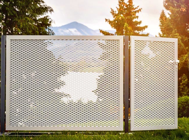 Expanded Metal Security Fence – Anti-Climb & Anti-Cut Fencing