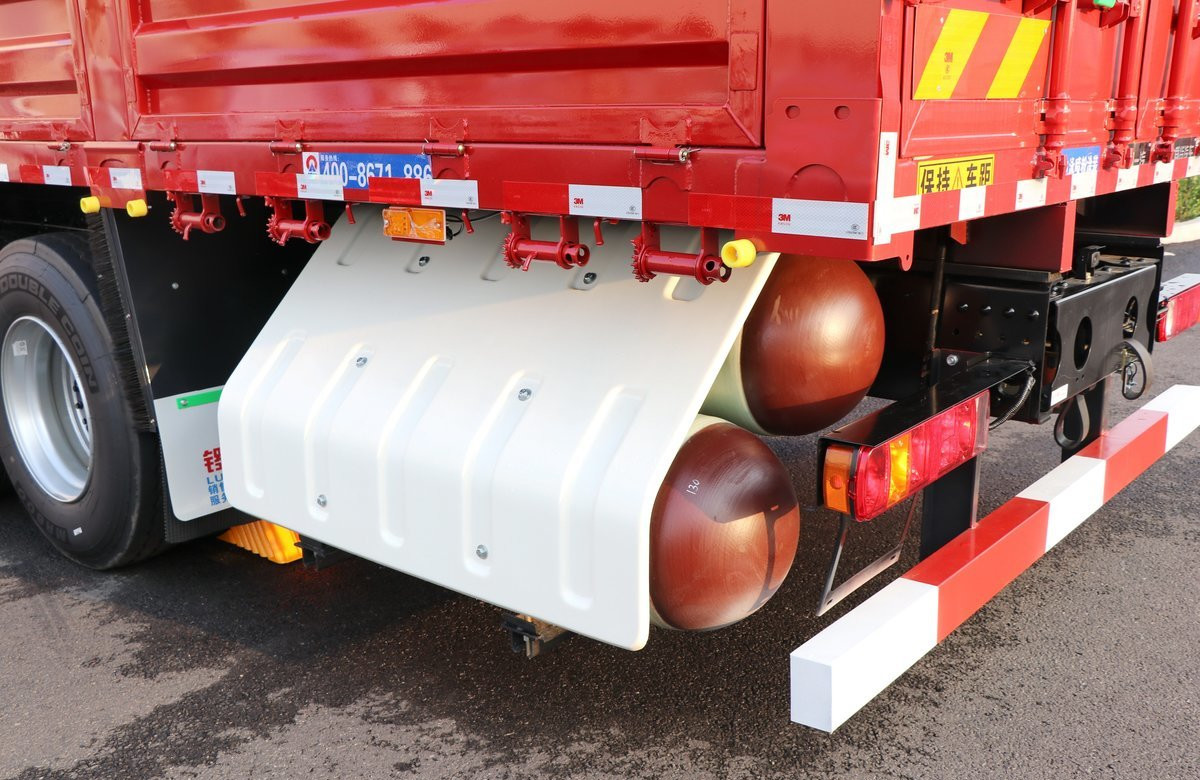 Used Cargo Trucks For Sale In China Jiefang CNG 460hp Heavy Duty Single And Half Cab