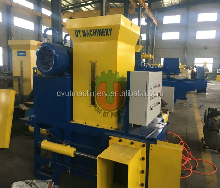 Wood Sawdust Hay Baler Bagging Machine Equipment with 80-120 Bales Capacity and PLC