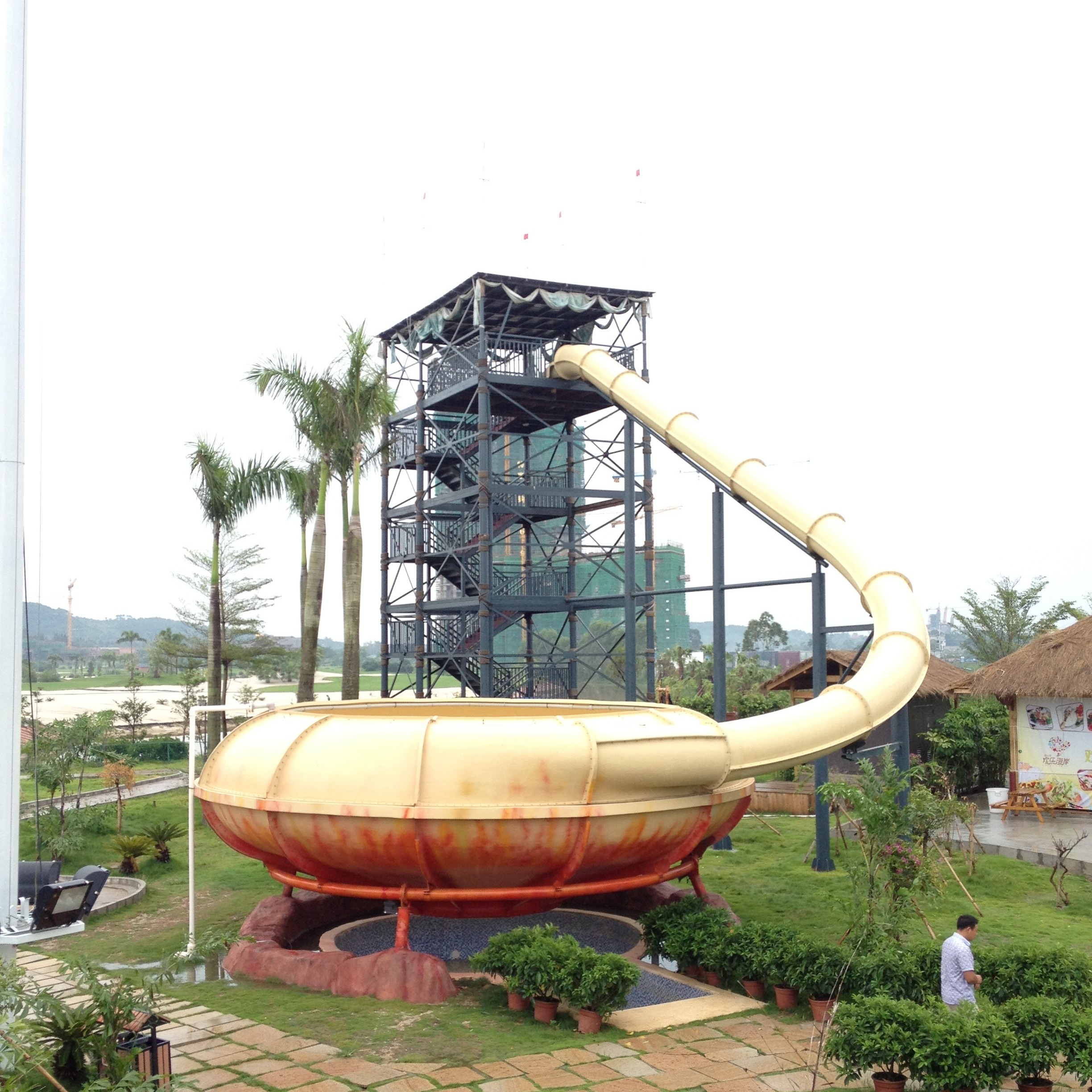 Adult Long Big Water Slides For Amusement Park / Space Bowl Water Slides 180riders/H Capacity