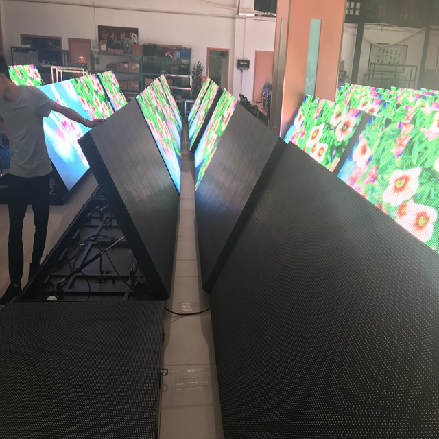 High Bright P5 SMD2727 Outdoor Waterproof LED Screen Front Open