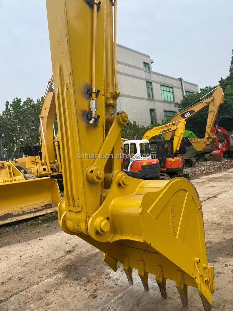 Komatsu Second hand hydraulic crawler excavator good quality Used digging machine Japan origin used komatsu pc200-8 excavator Komatsu Excavator