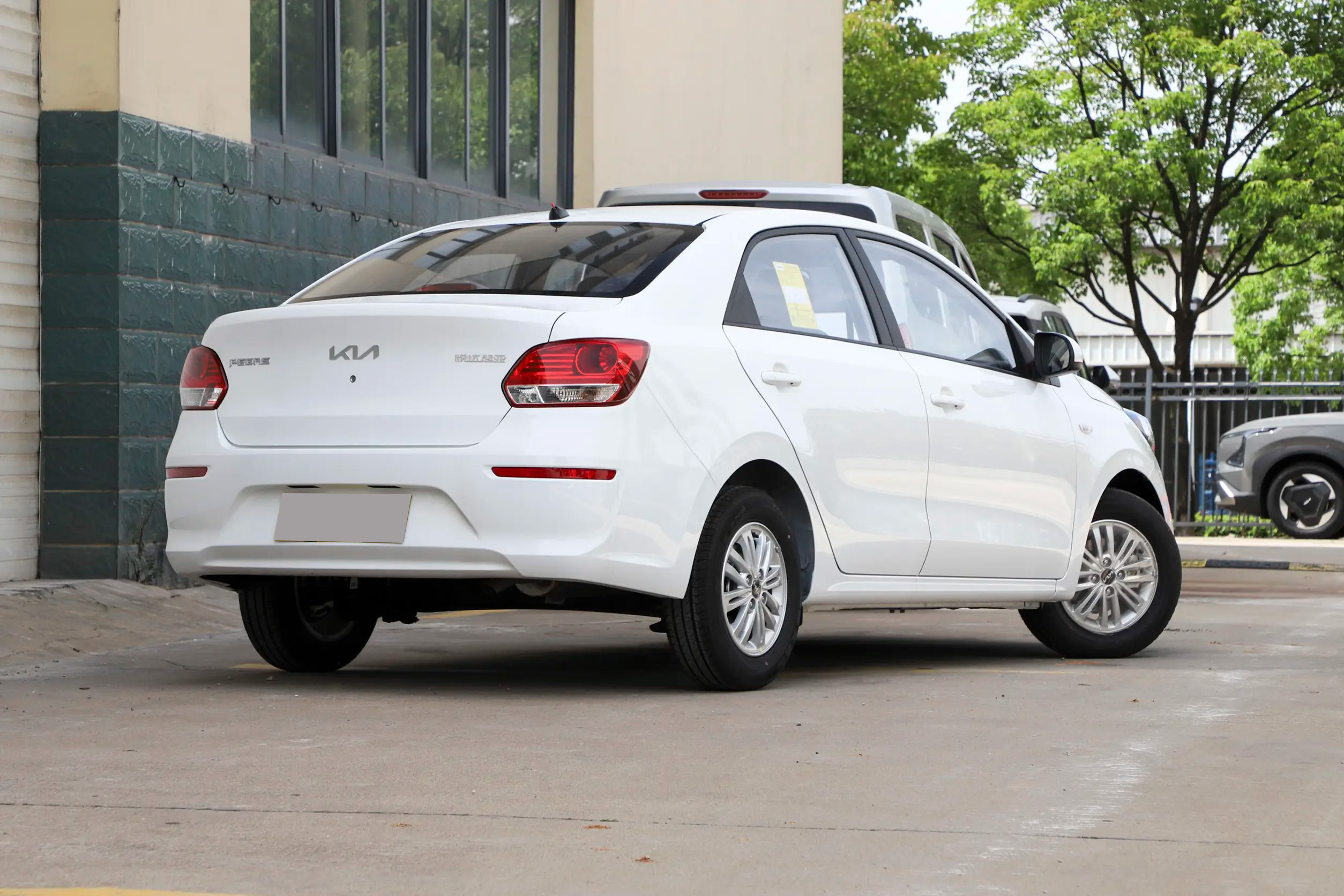 KIA PEGAS 2020 1.4L Automatic Comfortable Sunroof Version Fuel Petrol Sedan Sunroof Comfortable R14 Tire Size Cars