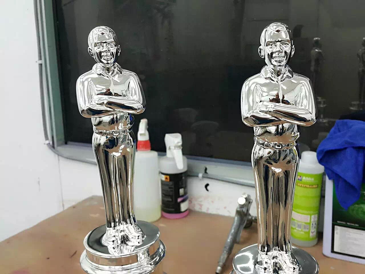 Sculpture Nano Mirror Silver Chrome Spray Paint