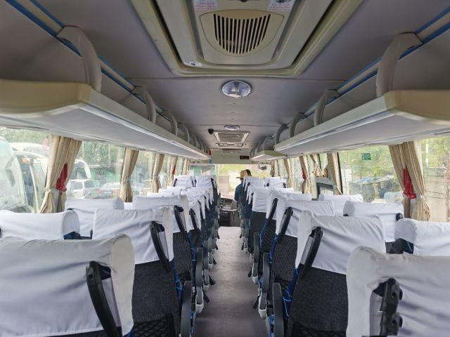 Kinglong Used Bus XMQ6110 Hiace Bus Toyota 48 Seats For Sale Price Double Doors