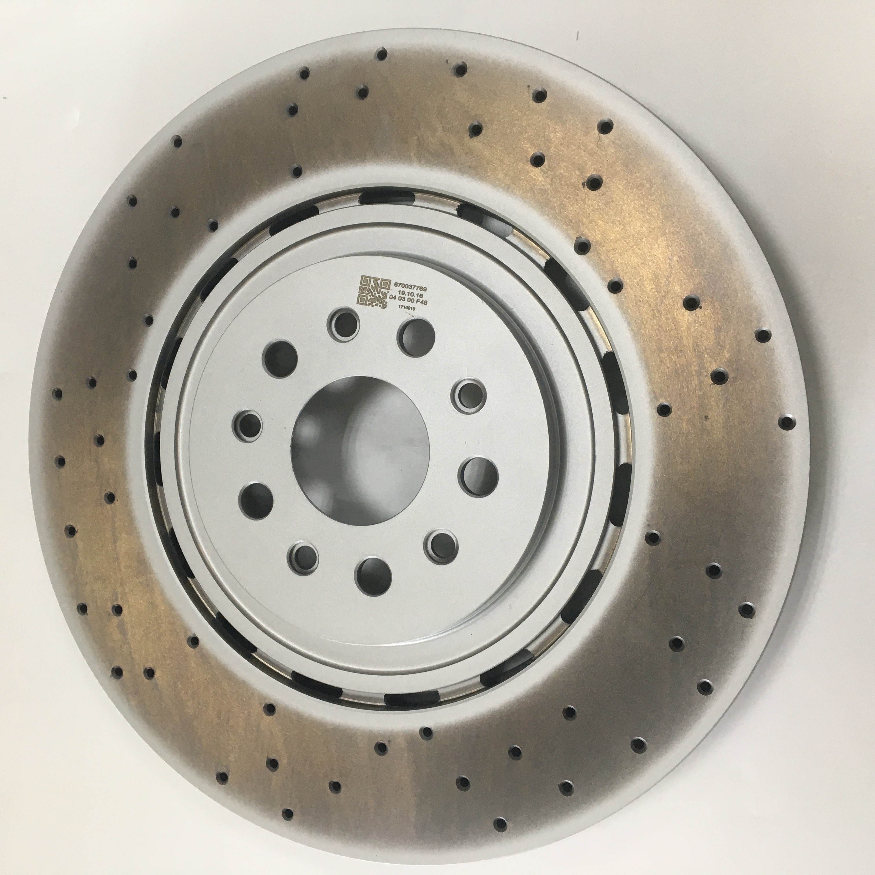 670037769 Front Brake Disc Maserati Brake Pad Perforated 3.0 V6 4WD