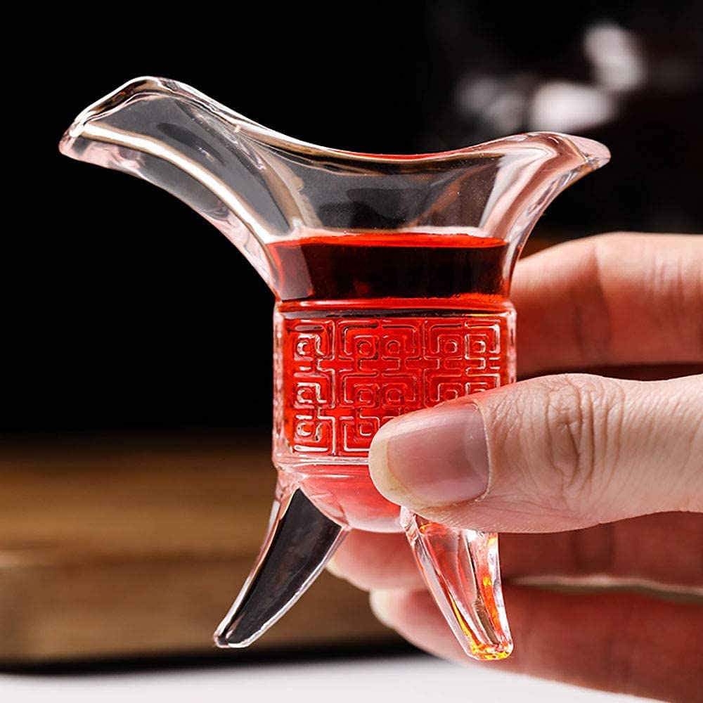 Base Material Glass Wine Vodka and Whisky Glass Wine Glasses with Unique Shapes
