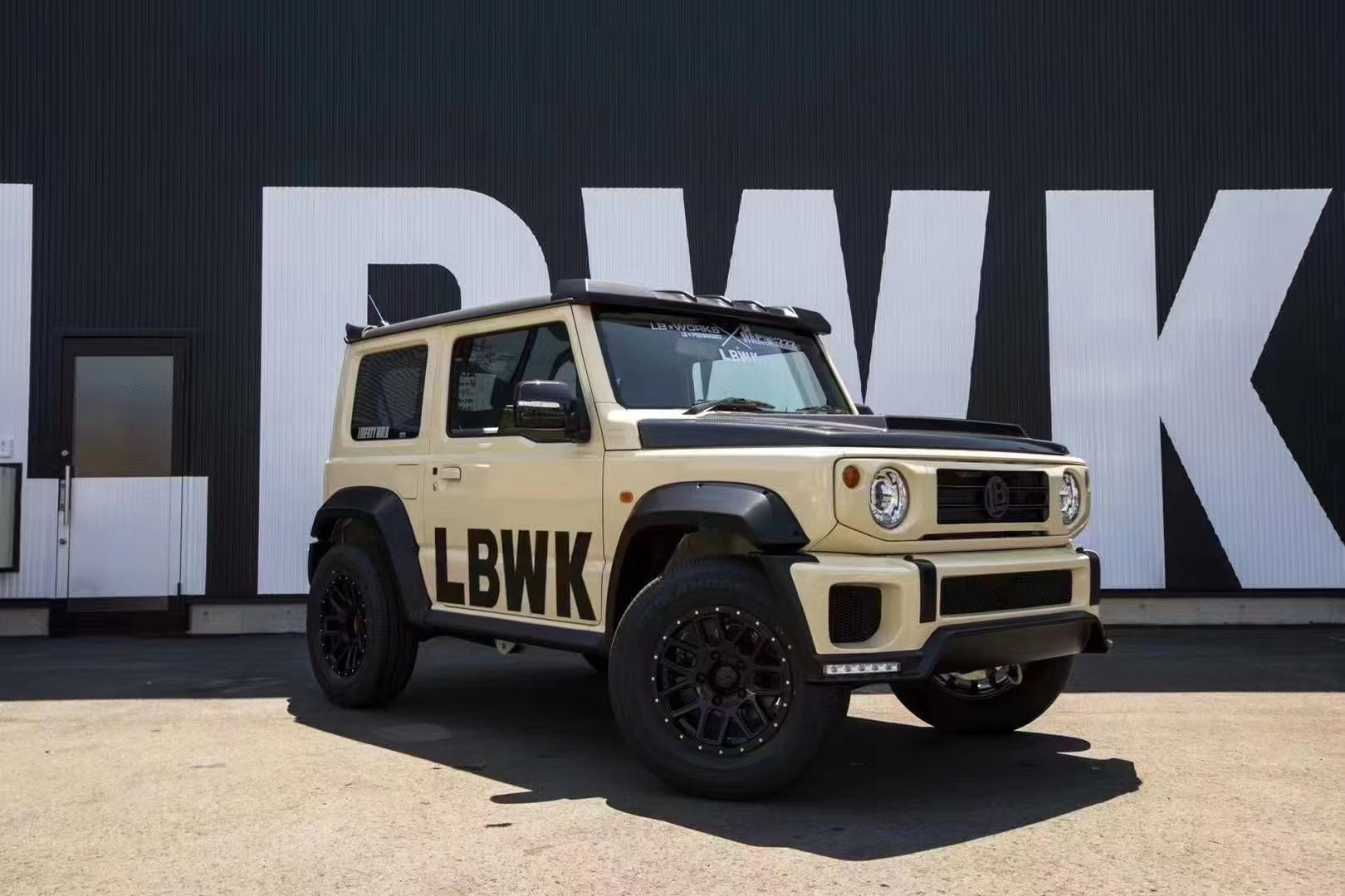The New Product JIMNY Body Kit JIMNY Upgraded LB Style Front and Rear Bumper Wide Bodyki
