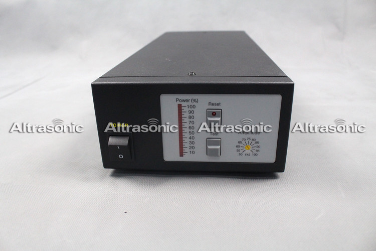 Black Ultrasonic Cutting Machine For Themoplastic Triming Installed On Machine Or Lines