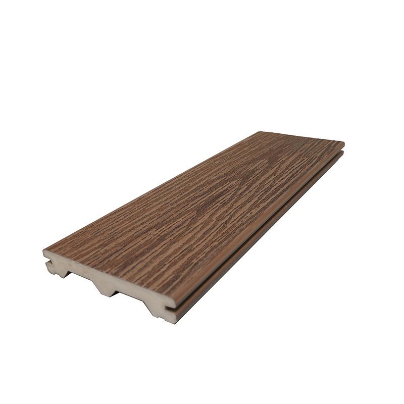 Waterproof PVC Decking for Swimming Pool and Garden Featuring Cross-Hatched Pattern
