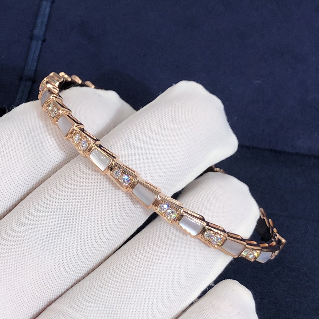 Elegant i 18k Gold Serpenti Viper Bracelet White MOP Natural Diamonds Real Gold Real Diamonds