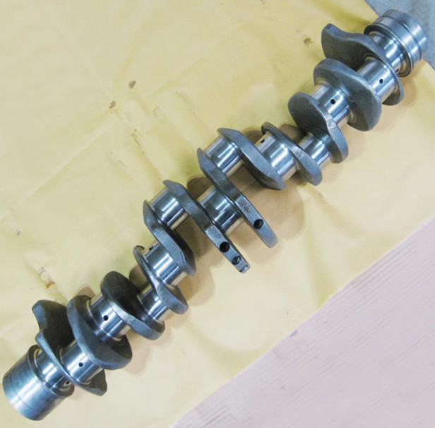 Crankshaft 6HK1X-ZX330/330-3/200/200-3/360/450/470-3 Excavator Parts