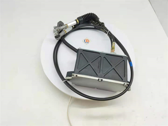 XUNPO Electrical 312B 320B CAT Throttle Stepper Motor 1190633