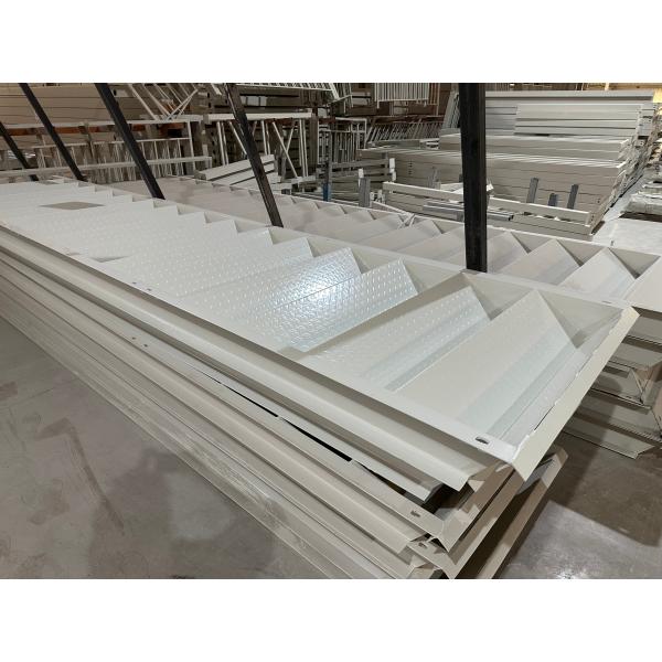 Portable Room Outdoor Function Multiple Sizes Prefabricated Flat Pack Container House With Restroom For Outdoor Getaways