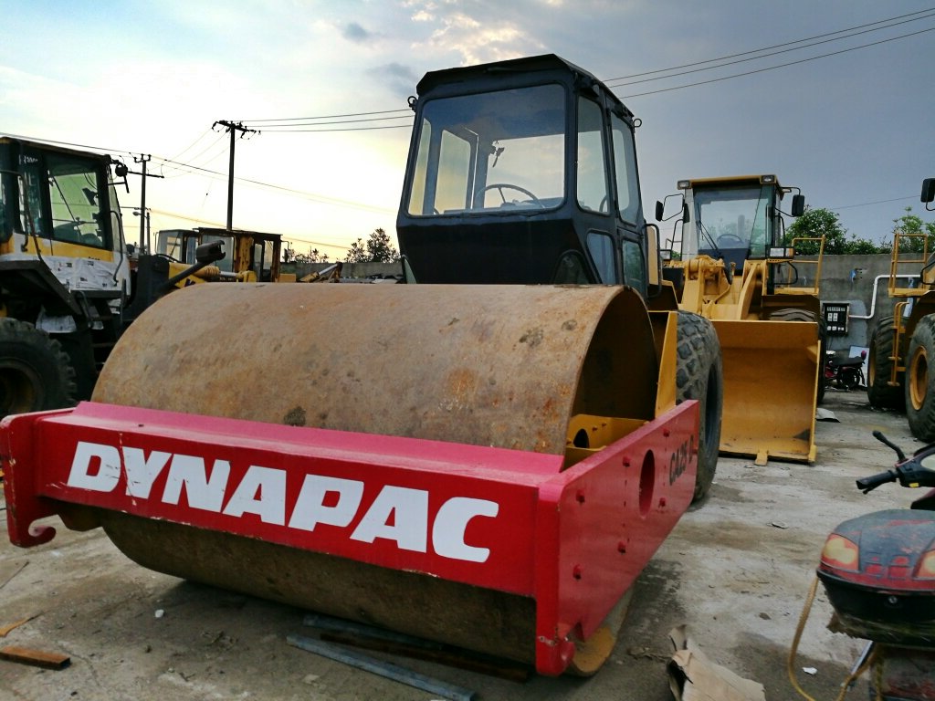 CA25PD used Dynapac padfoot  MADE IN SWEDEN 2012 CA25d 4*4 sheepfoot second hand road roller