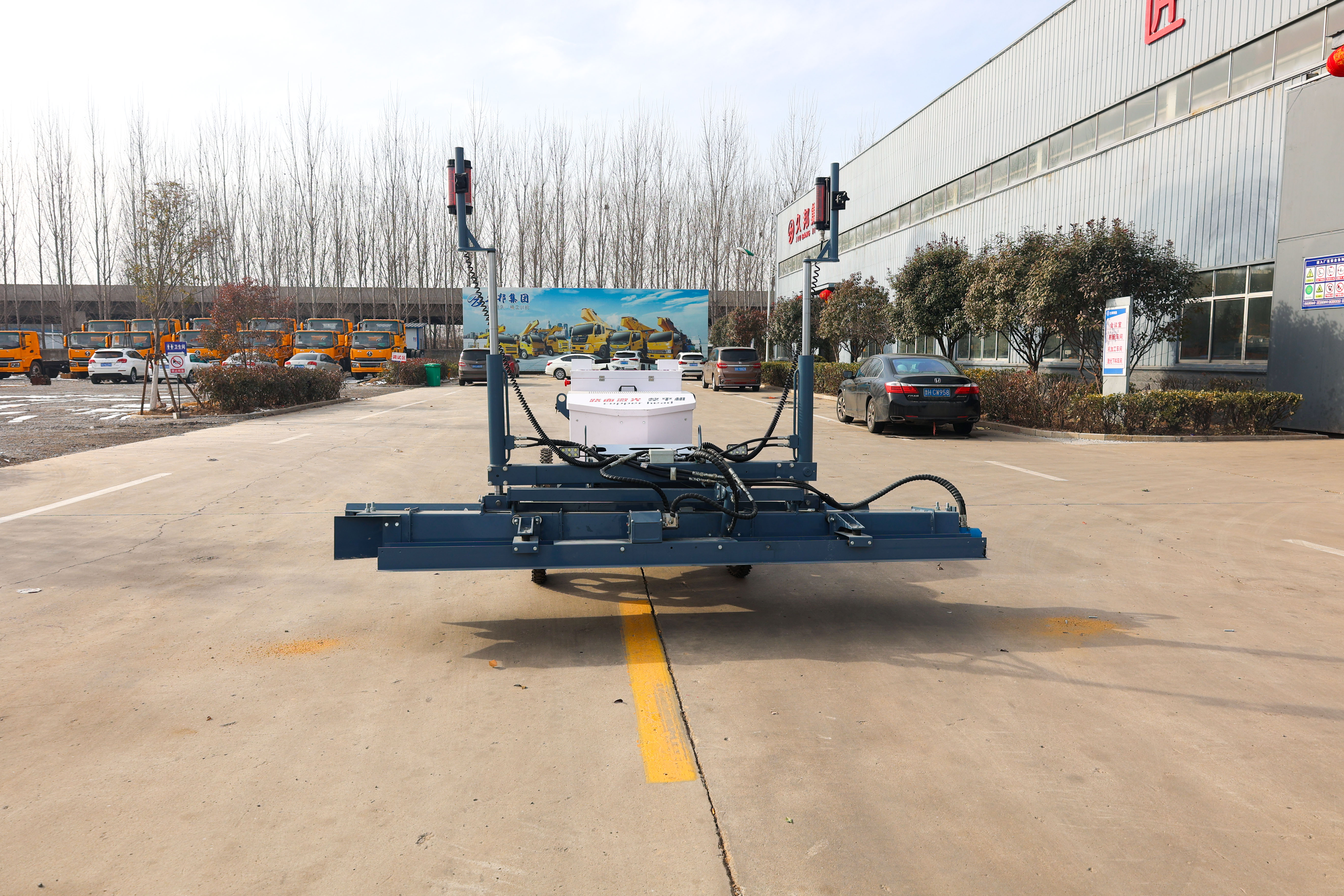 High Performance 4 Wheels Ride on Concrete Vibration Laser Screed