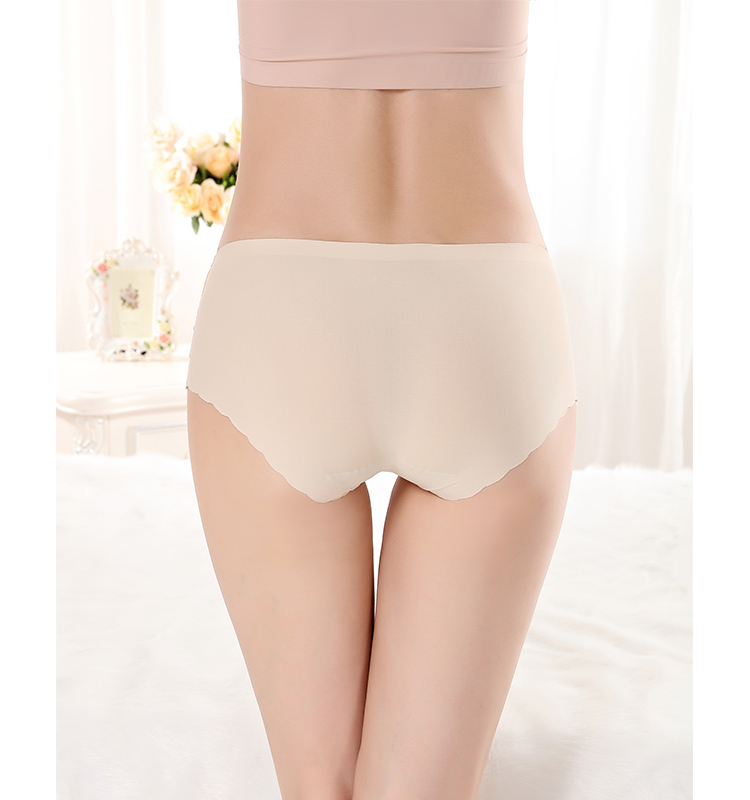 Crocheted Seamless Underwear Fat Ruffled Plus Size Female Underwear