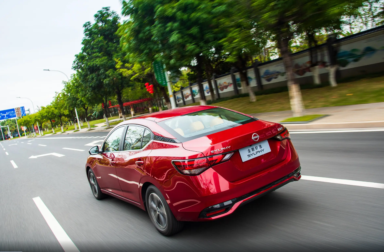 Nissan Sylphy EV 2024 Auto 5-seat Ev Car New Energy Vehicle With Torsion Beam Suspension