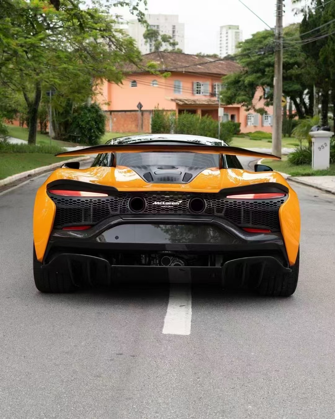 Mclaren Yellow Artura Body Kit Spoiler Artura NV Style Mclaren Wide Body