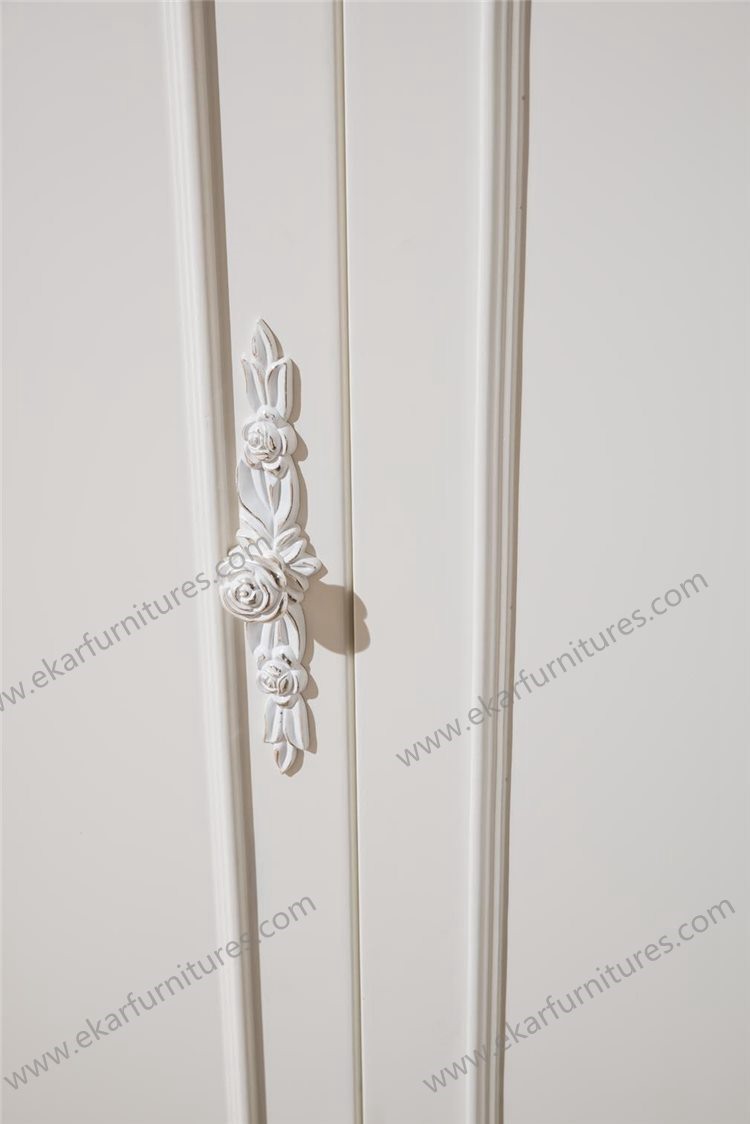 Classical Bedroom Furniture Doors Designer Wooden Wardrobe D-9003