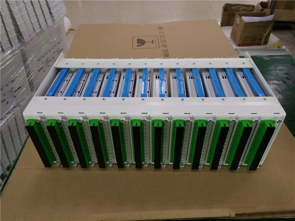 FONGKO Optic Distribution Frame ODF Fiber Panel 19'' 144 Cores OEM ODM