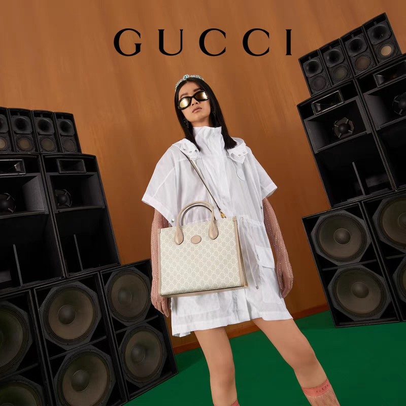 Small Supreme Gucci Canvas Shoulder Bag Tote With Interlocking G