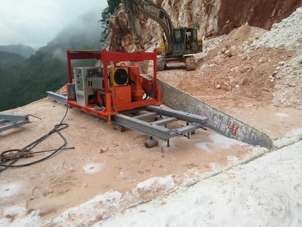 Stone Chain Saw Machine