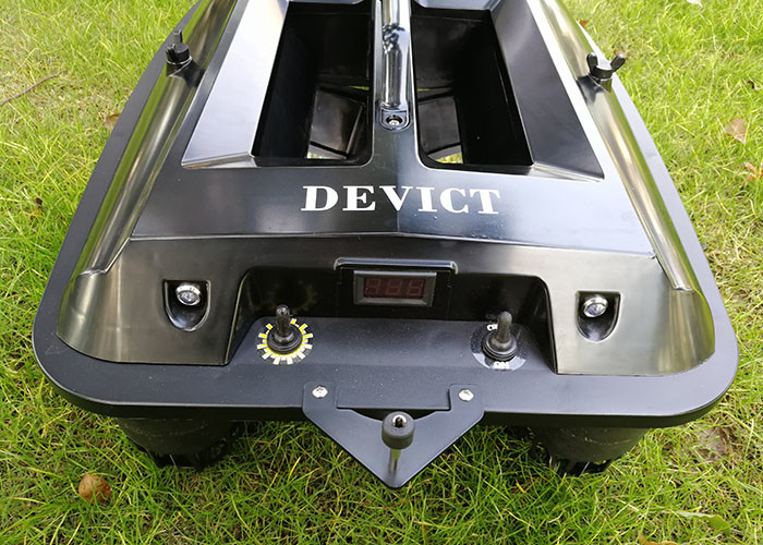 Carp fishing bait boats GPS fish finder black remote control OEM / ODM
