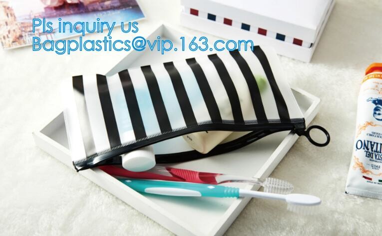 hook hanger zip lock plastic sock packaging bag, Slider Nylon Foldable Luxury Clothing Zip Lock Sealed Vacuum Compressio