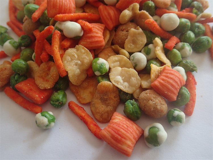 Wholesale mixed snacks green peas peanuts cracker oriental mix nuts snack