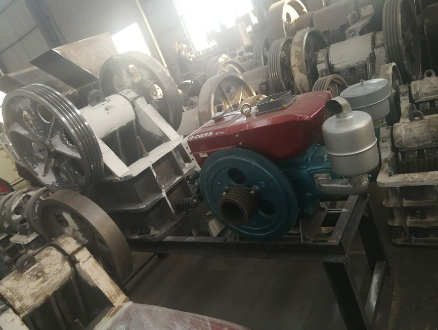 Mobile Tyre 11HP Diesel Jaw Crusher