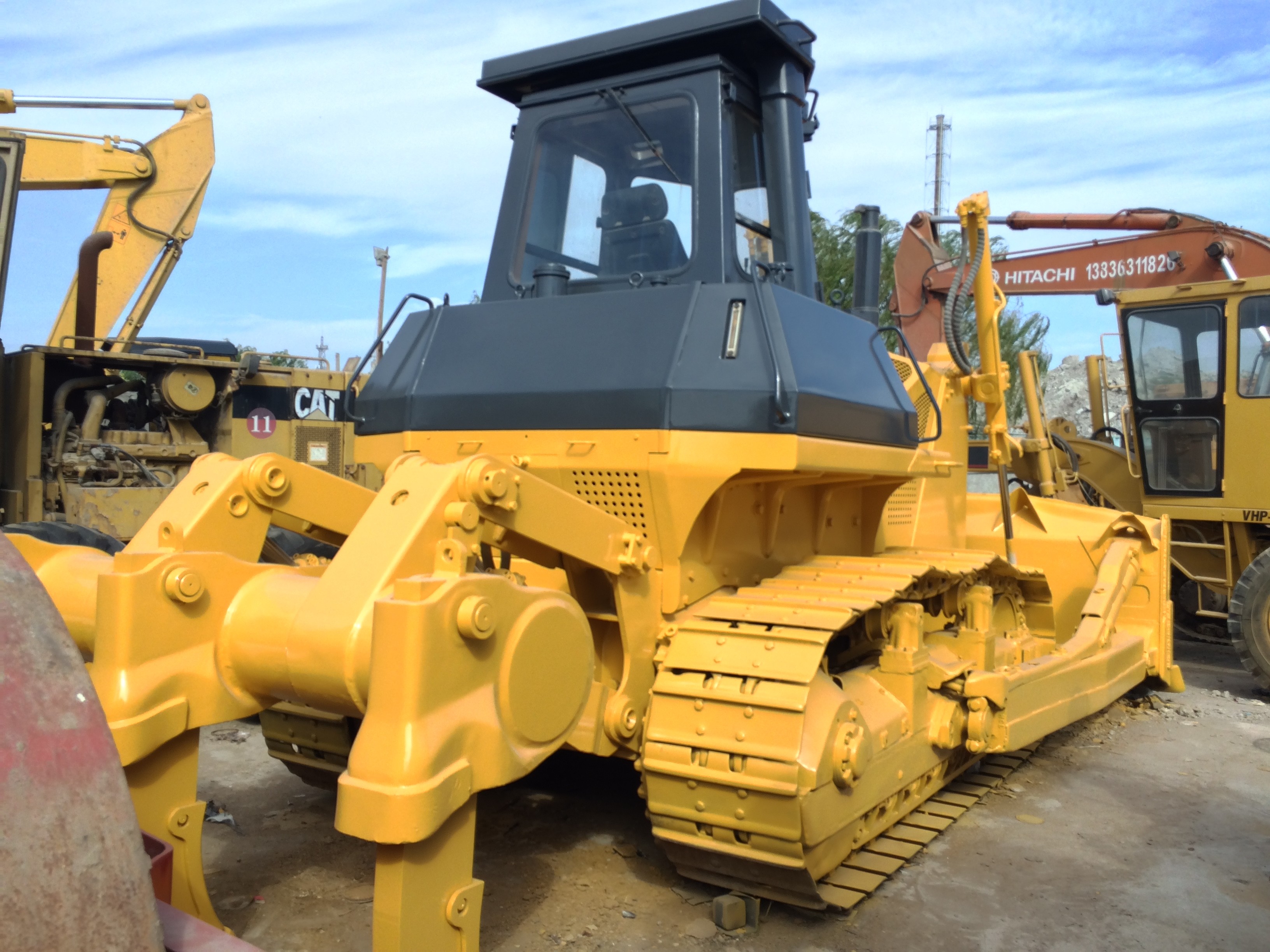 Used Komatsu bulldozer crawler D155A dozer for sale