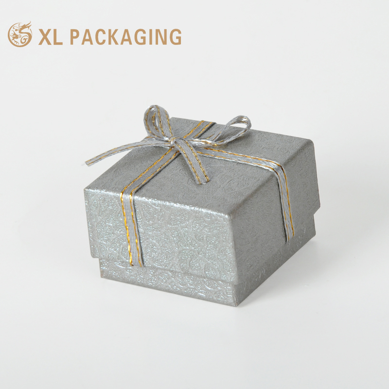XL Packaging Tailor-Made Jewelry Gift Boxes Add Logo Foil Inserts For Brand Identity