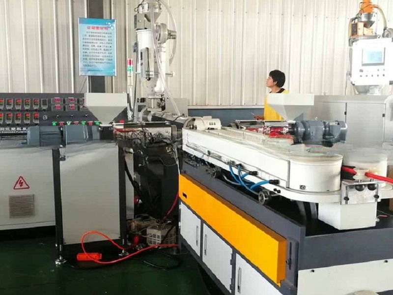 High-Class PVC Single Wall Corrugated Pipe Extruder Machine